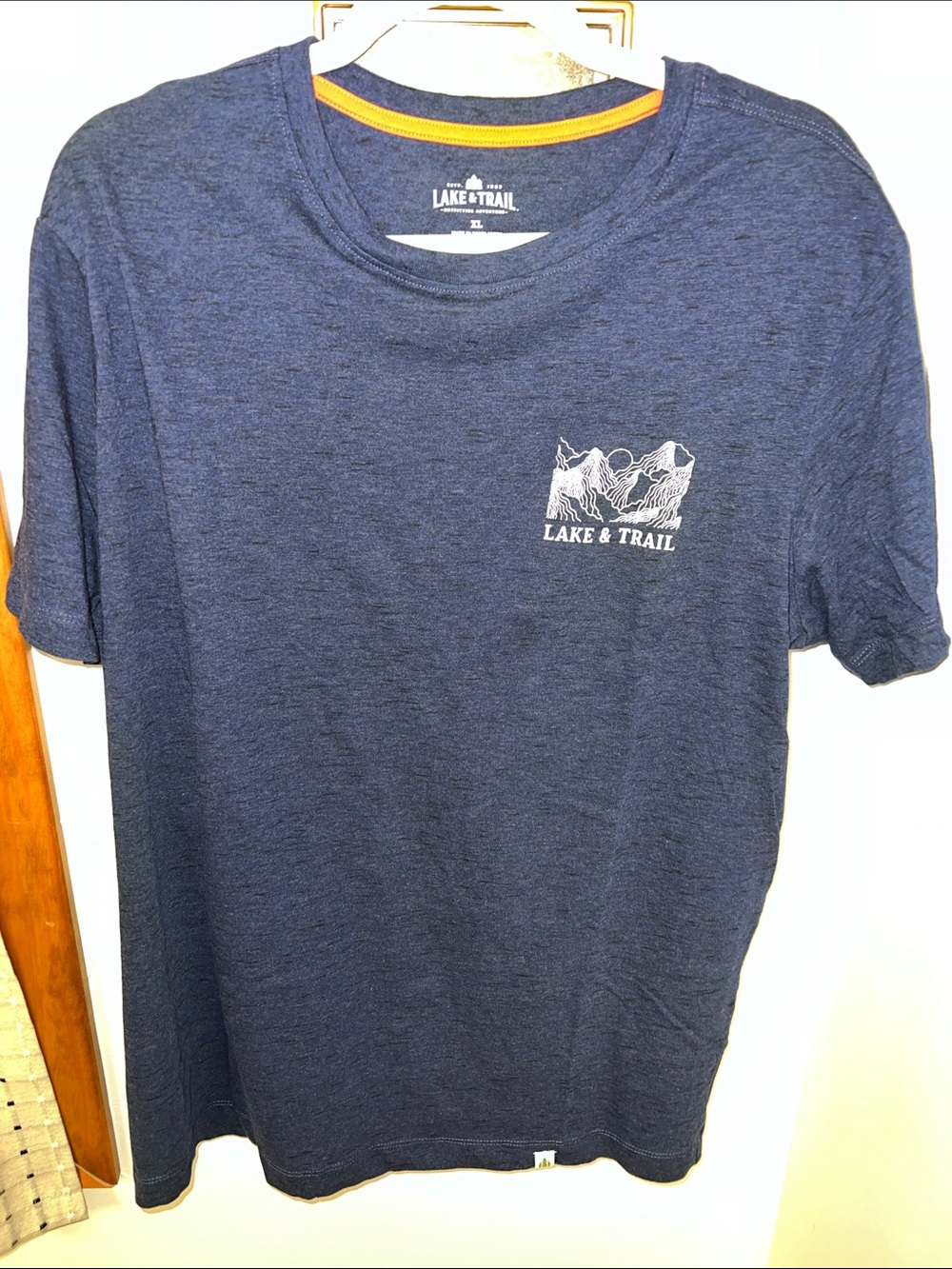 Men's Short-Sleeve Navy Graphic Tee